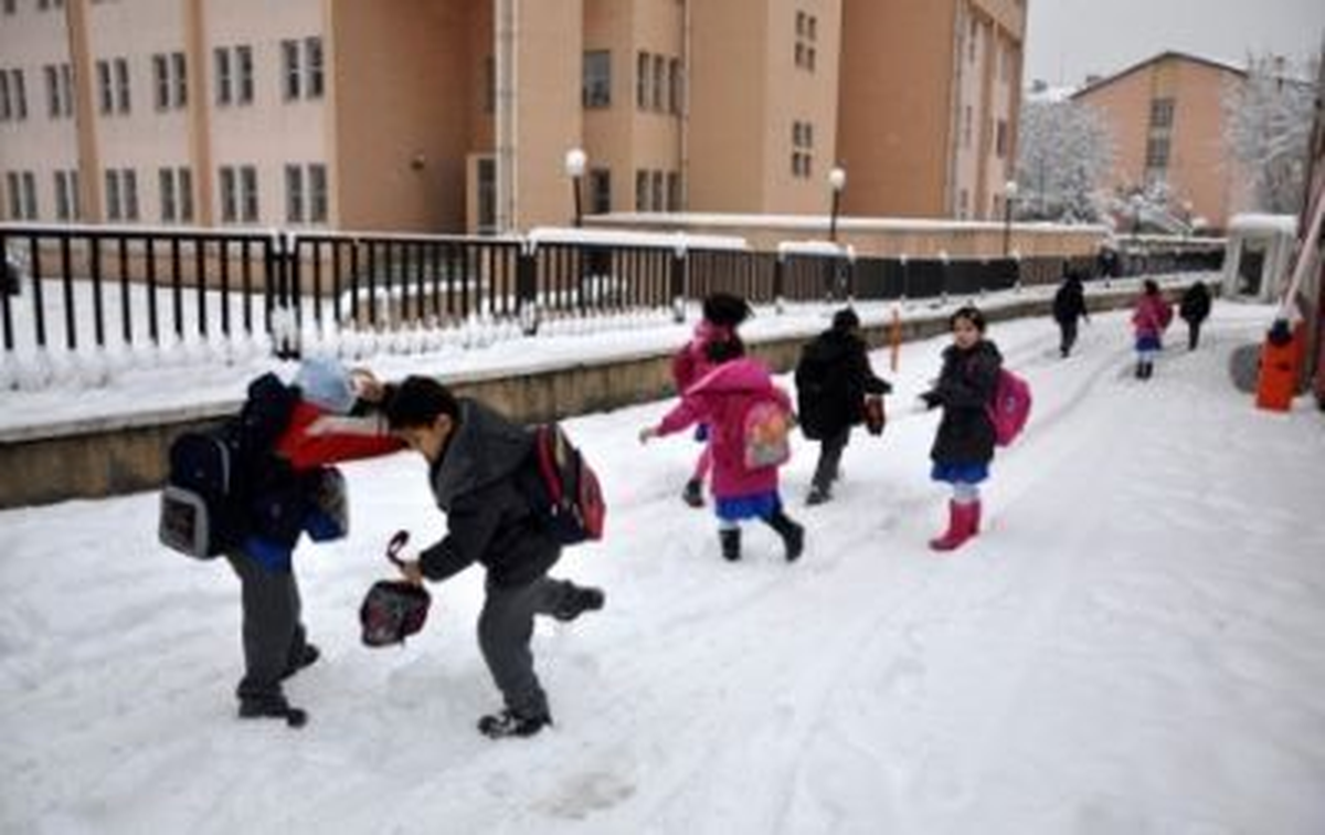 Rize\'de Eğitime Kar Engeli