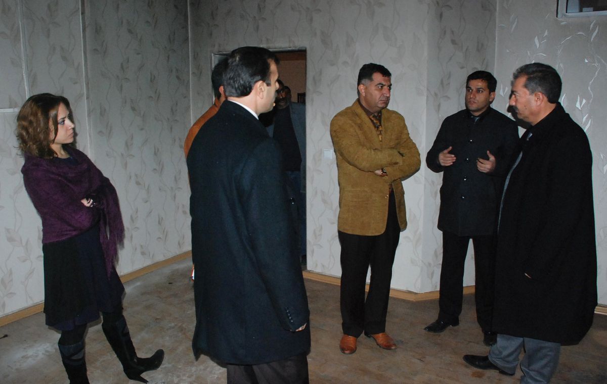 Şanlıurfa İl Özel İdaresi Ekipleri Kısas İlköğretim Okulu\'nda İncelemelerde Bulundu