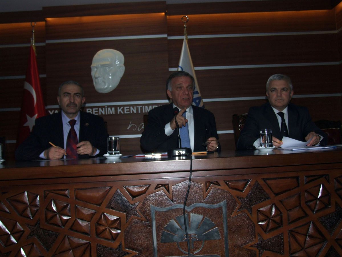 Yalova Belediyesi\'nden Personele Zam