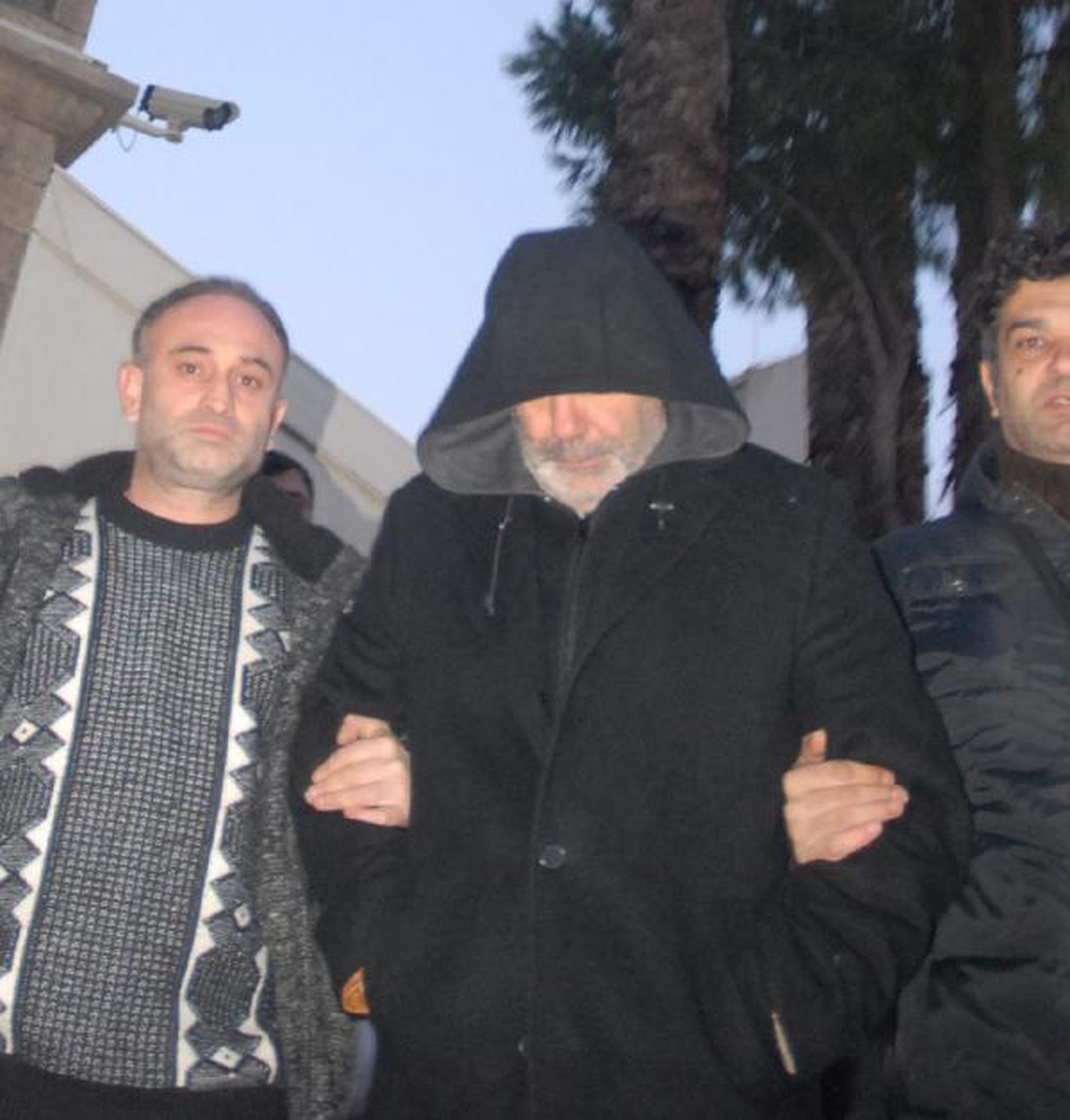 Birbir Suratın Girmediği Kılık Kalmamış