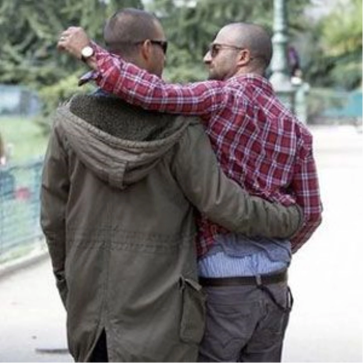 Fransa\'da Eşcinsel Evliliğe İzin Tartışması
