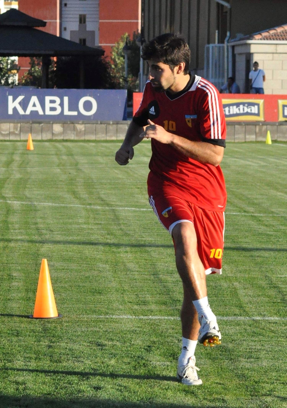 Futbol -Kayserispor, Cangele ile Yollarını Ayırdı