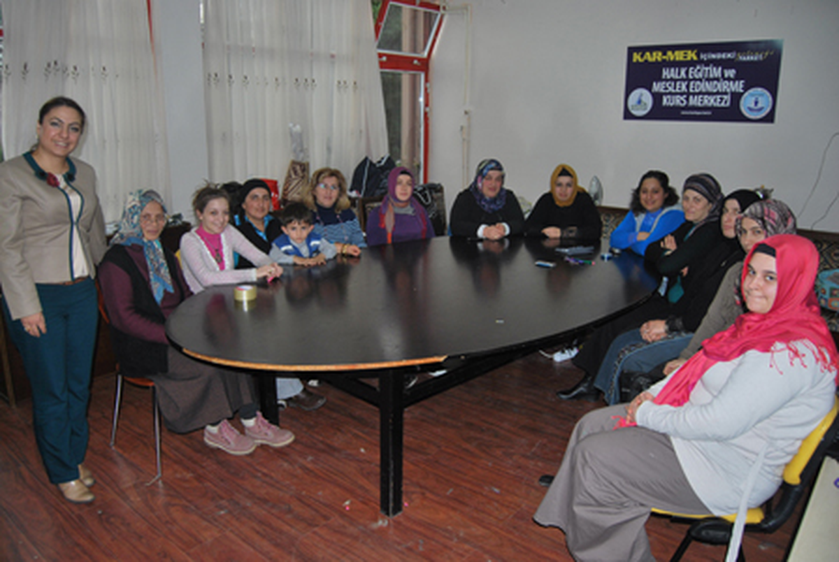 Kartepe\'de İletişim Seminerleri İlgi Görüyor