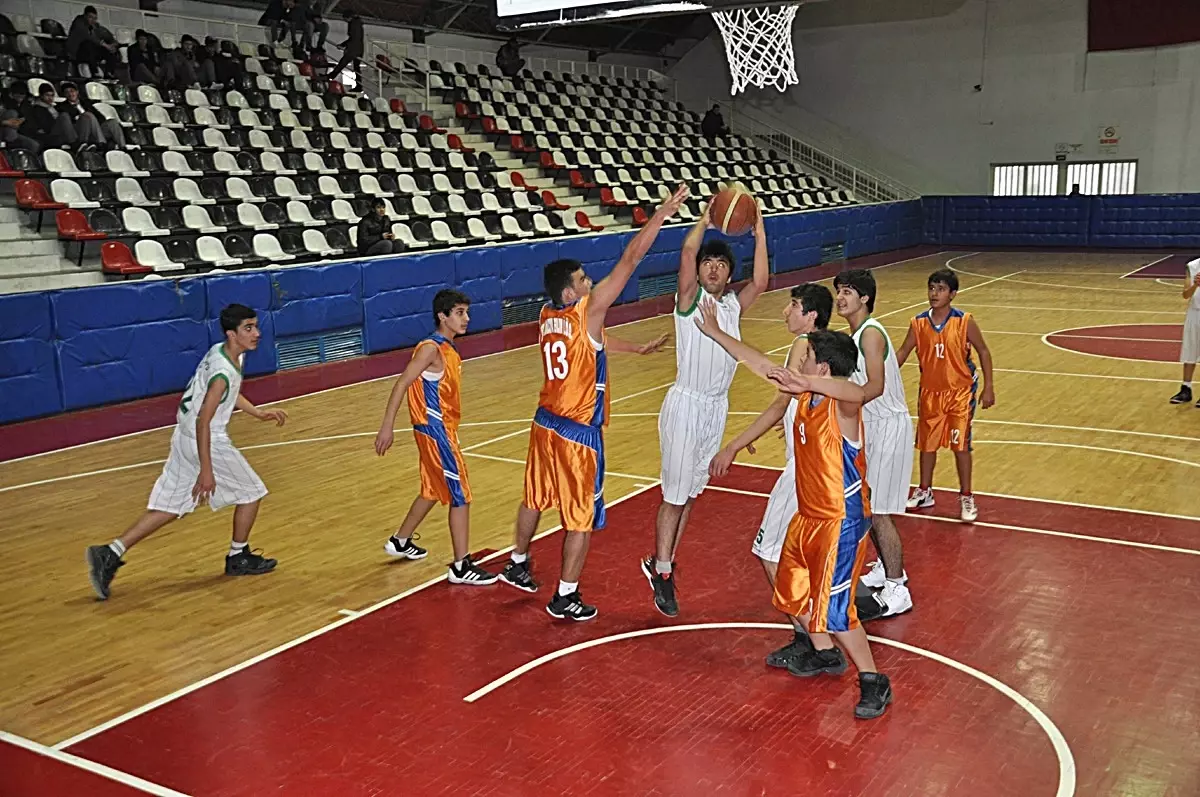 Okullar Arası Yıldızlar Basketbol İl Birinciliği