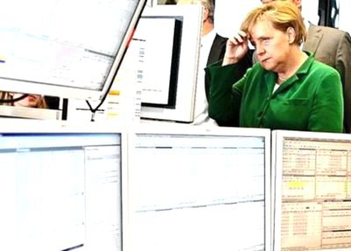 Sanayi Üretimi Merkel\'e Nefes Aldırdı