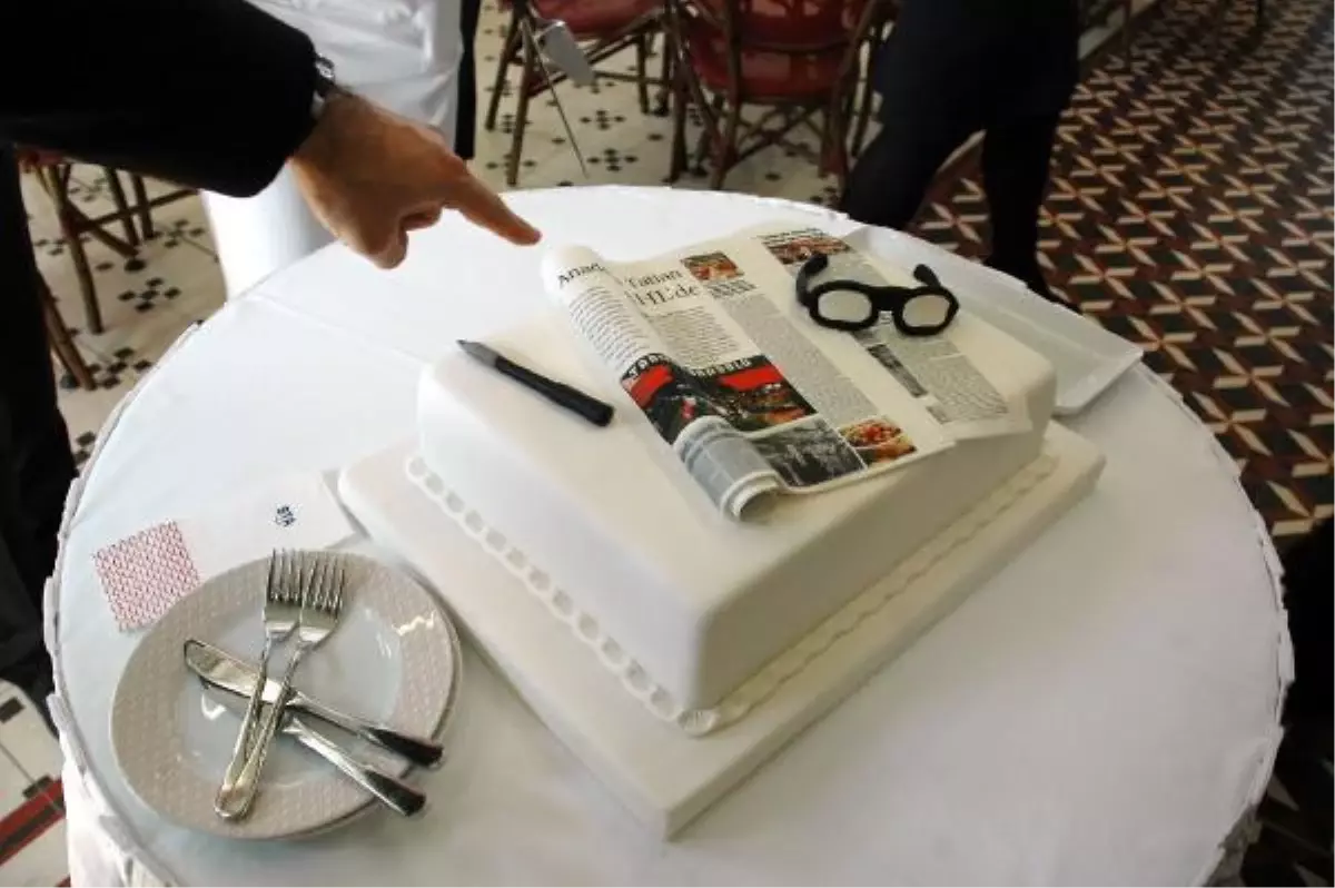 10 Ocak\'ta Pastadan Gazete Küpürü