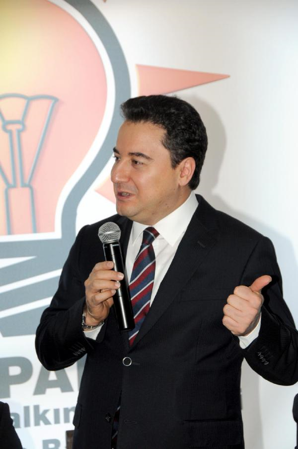 Babacan: Yargıda Reform Devam Etmeli