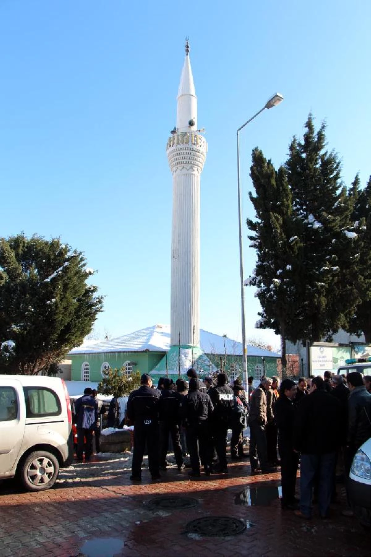 Cami Yıkım Kararı Tartışma Çıkardı