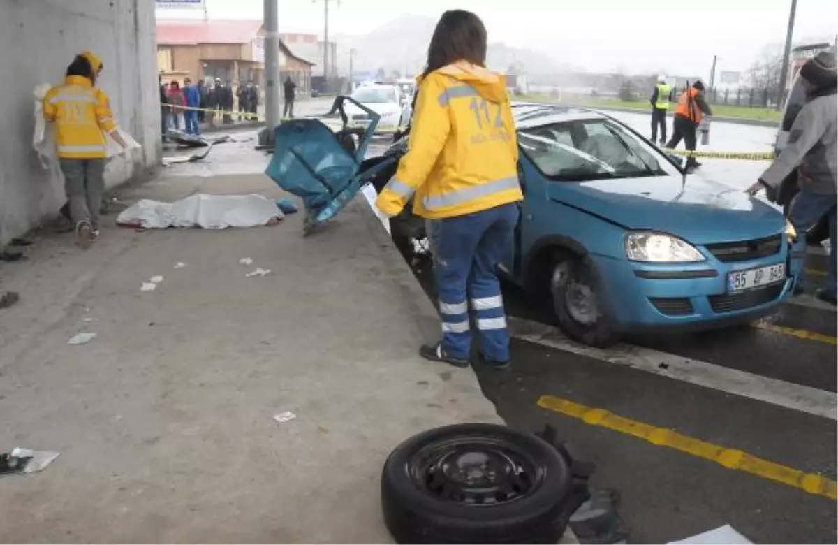 Cenaze Yolunda Kaza: 2 Ölü, 2 Yaralı