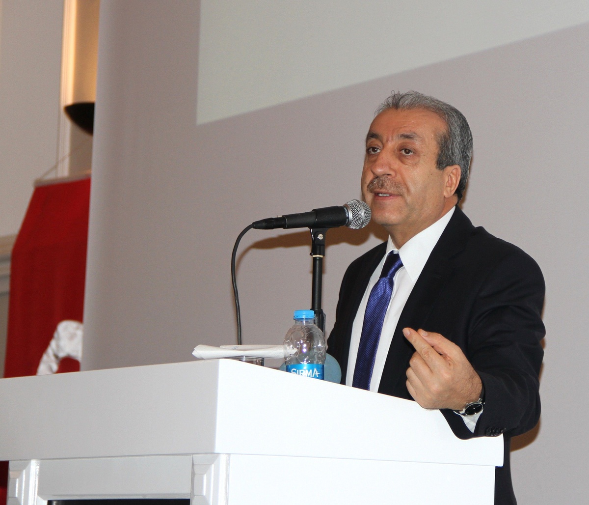 Gıda, Tarım ve Havancılık Bakanı Mehdi Eker, "Türkiye Cumhuriyeti Hükümeti Olarak Nerede Yardım...