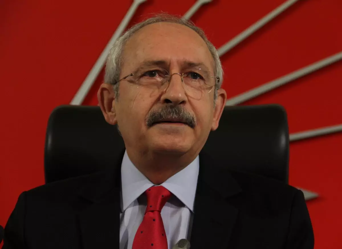 Kılıçdaroğlu\'ndan Clinton\'a Geçmiş Olsun Mesajı