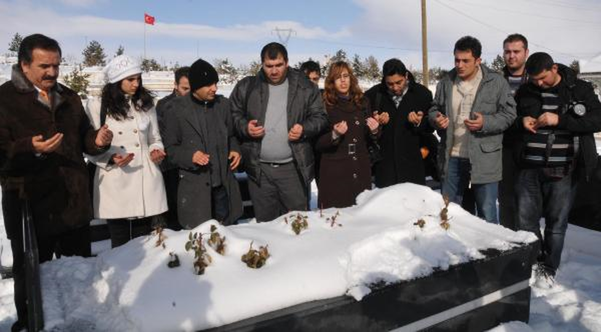 Meslektaşları İsmail Güneş\'i Unutmadı