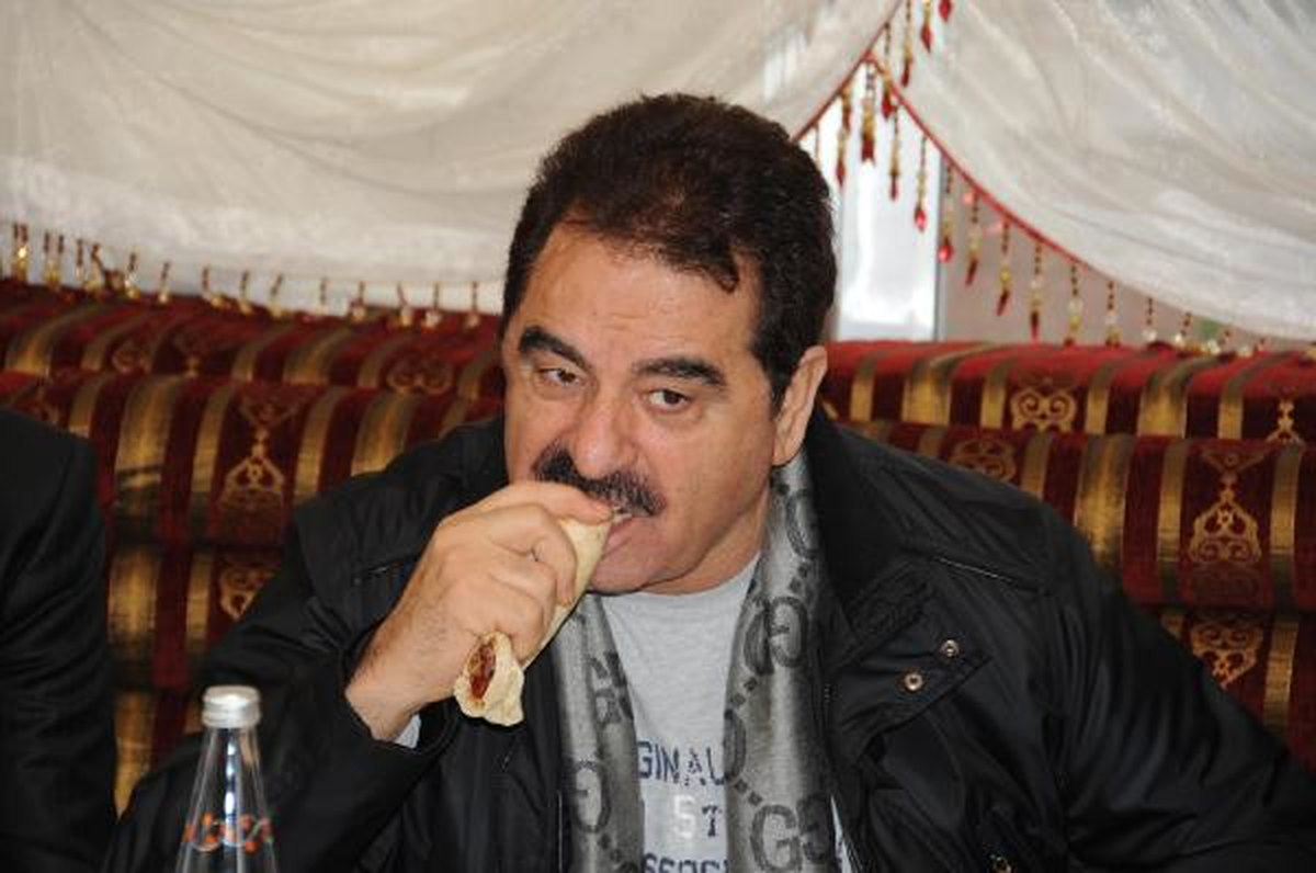 Tatlıses, Şanlıurfa\'da Kahvaltı Yaptı