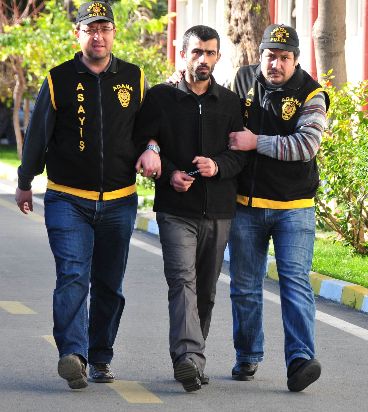 Adana\'da "Kurtlar Vadisi" Cinayeti