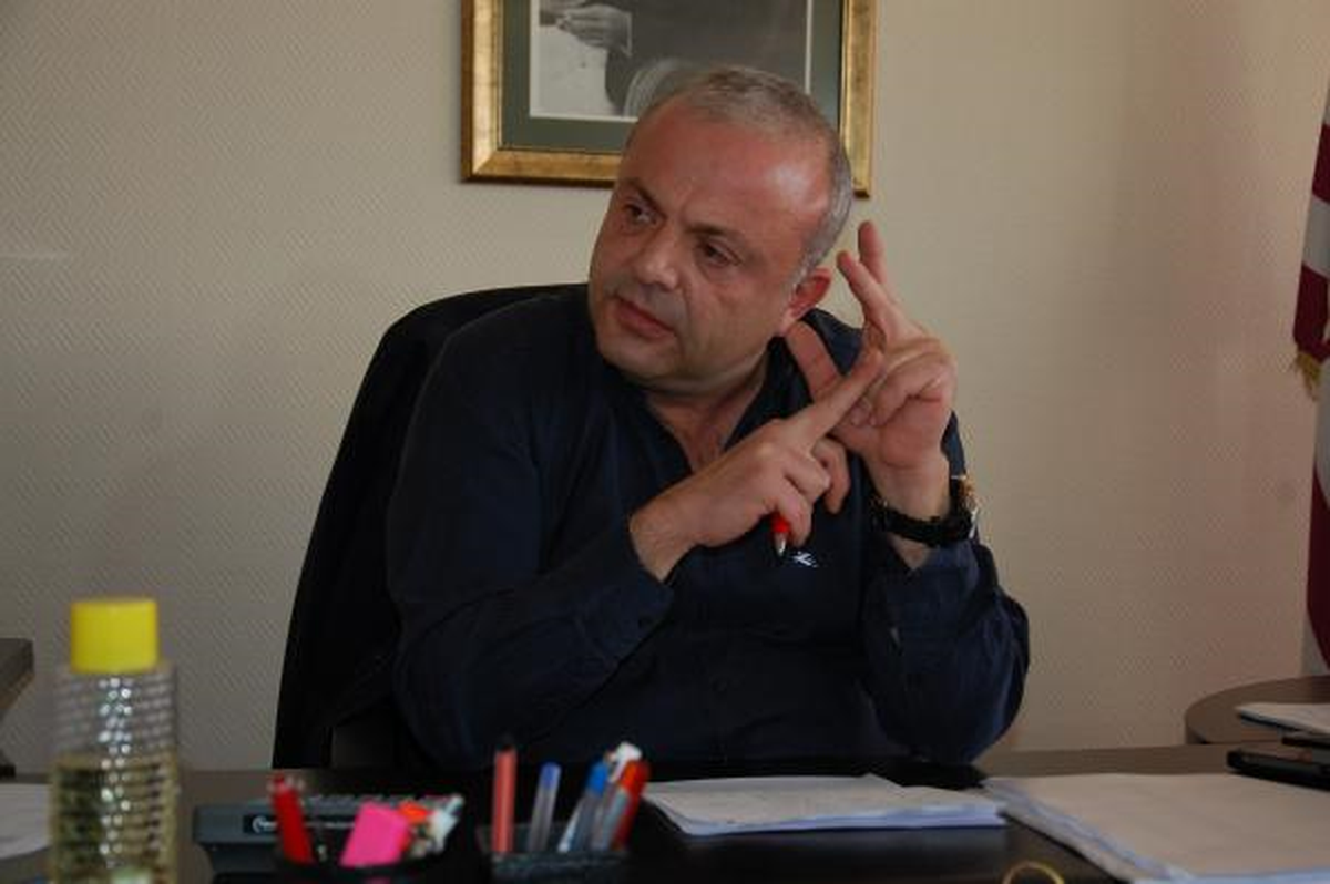 Bandırmaspor Coşkun ve Ekrem\'den Vazgeçti