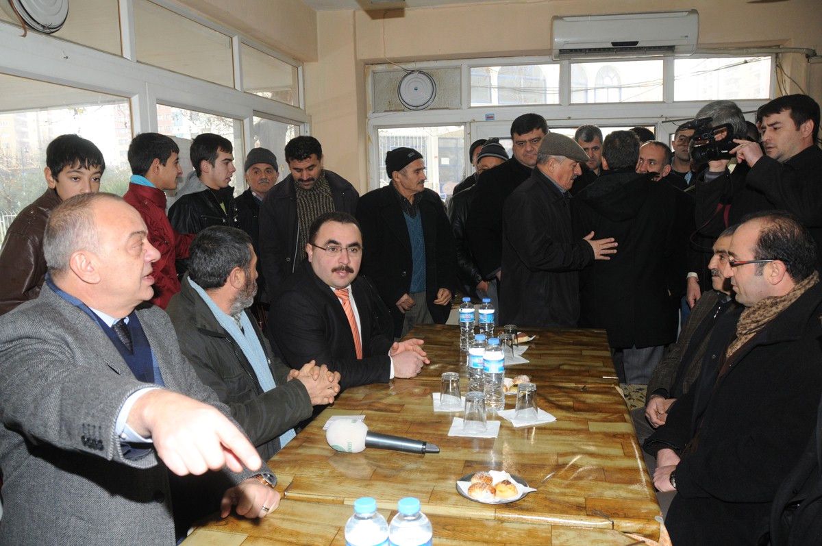 Başkan Ergün Hafsa Sultan Mahallesi\'ne İmar Planını Anlattı