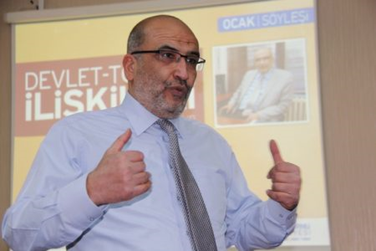 \'\'Batı Gücü, Doğu Toplumu Merkeze Alır\'\'
