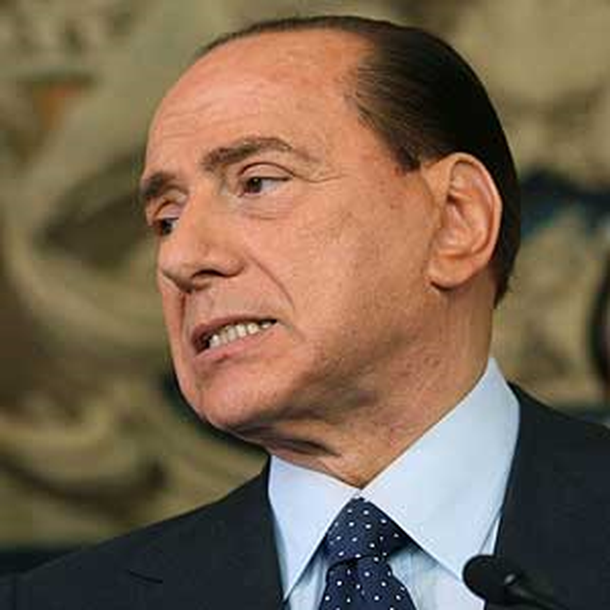 Berlusconı: Dostum Erdoğan\'ın Yüzüne Telefonu Nasıl Kapatırdım