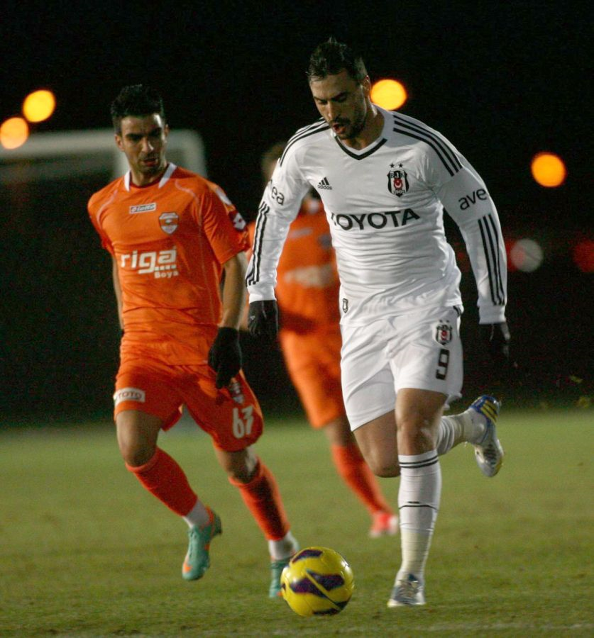 Beşiktaş Adanaspor ile 1-1 Berabere Kaldı