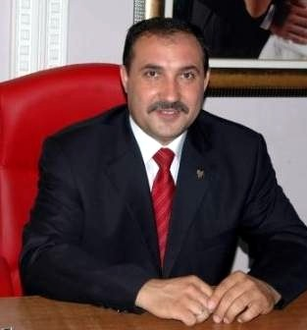 "Bin Lirasını Sokağa Atanlar Derneği" Kurulacak