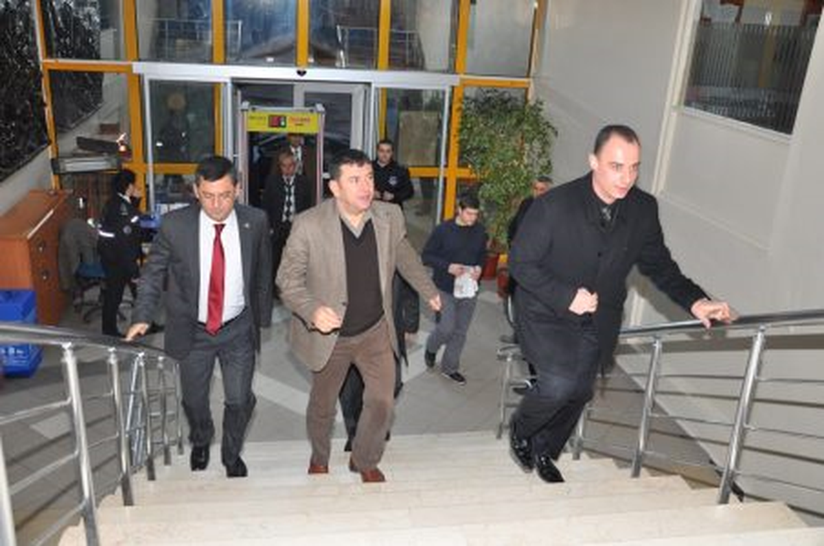 CHP\'li Milletvekillerinden Belediyeye Ziyaret