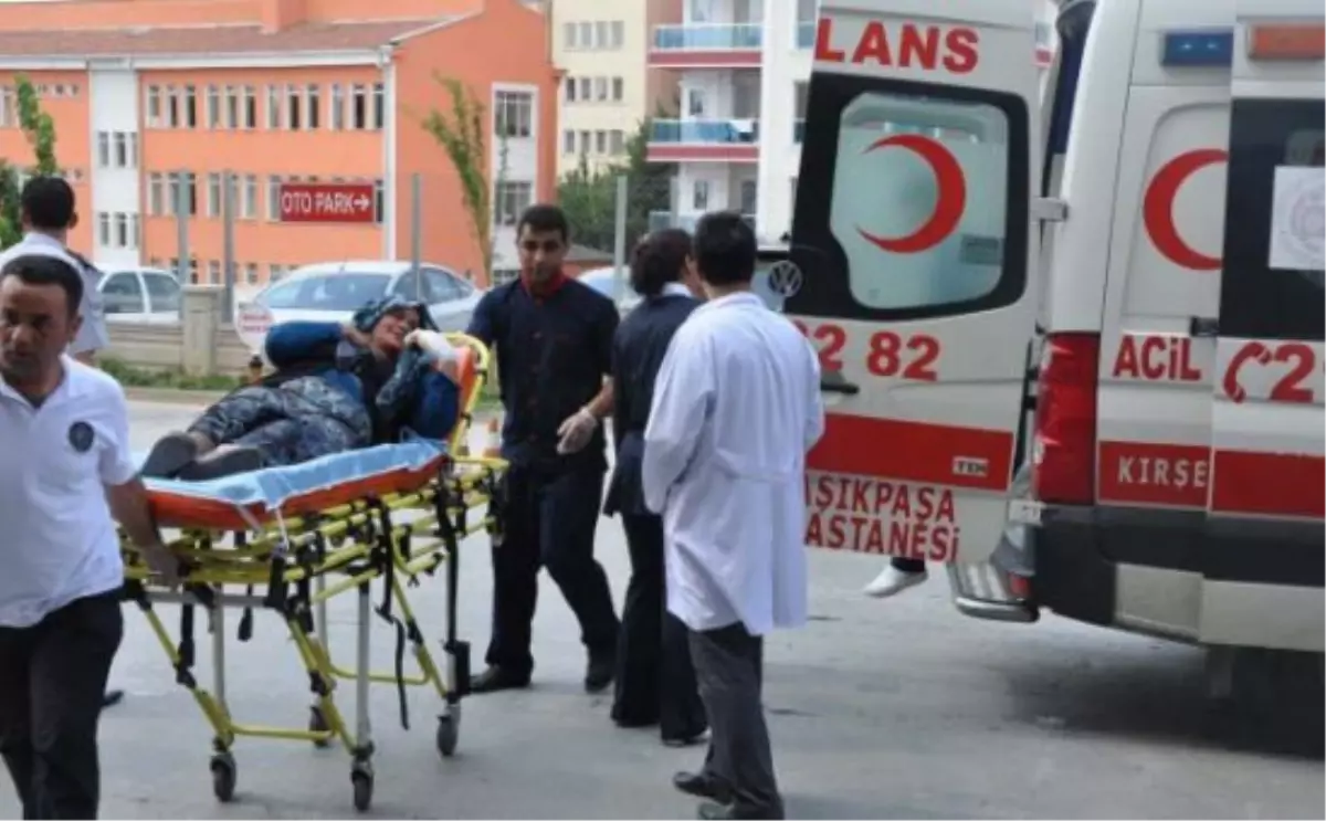 En Çok Şiddete Ambulans Personeli Maruz Kalıyor