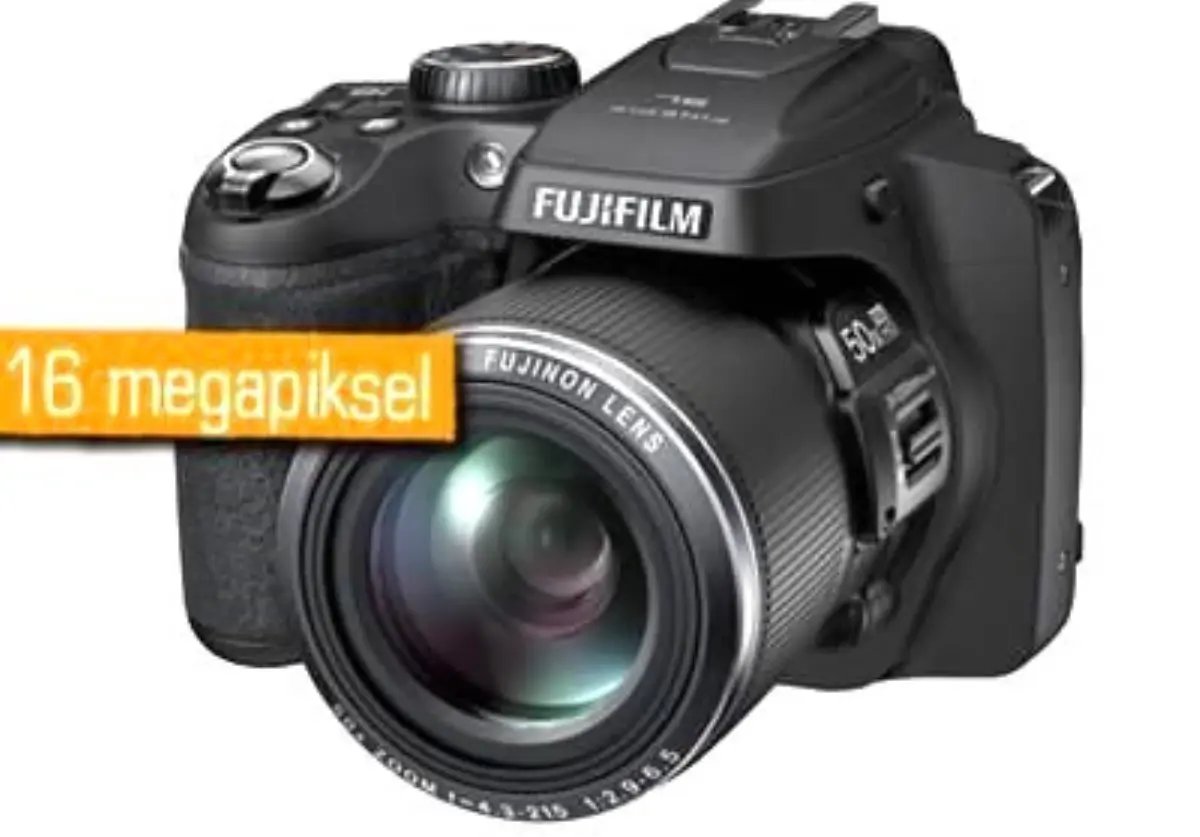 Fujifilm\'den Ces 2013\'te 50x Zumlu Fotoğraf Makinesi