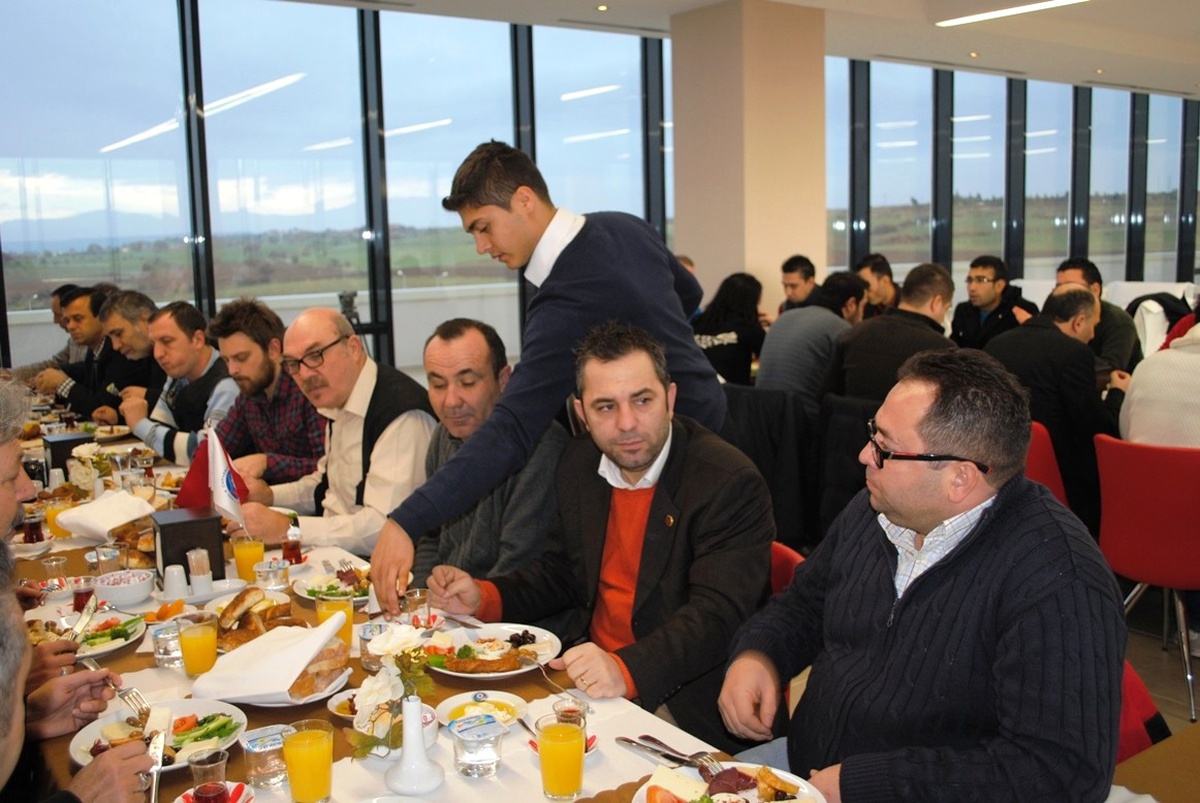 Gazeteciler Kongre Merkezini Gezdi
