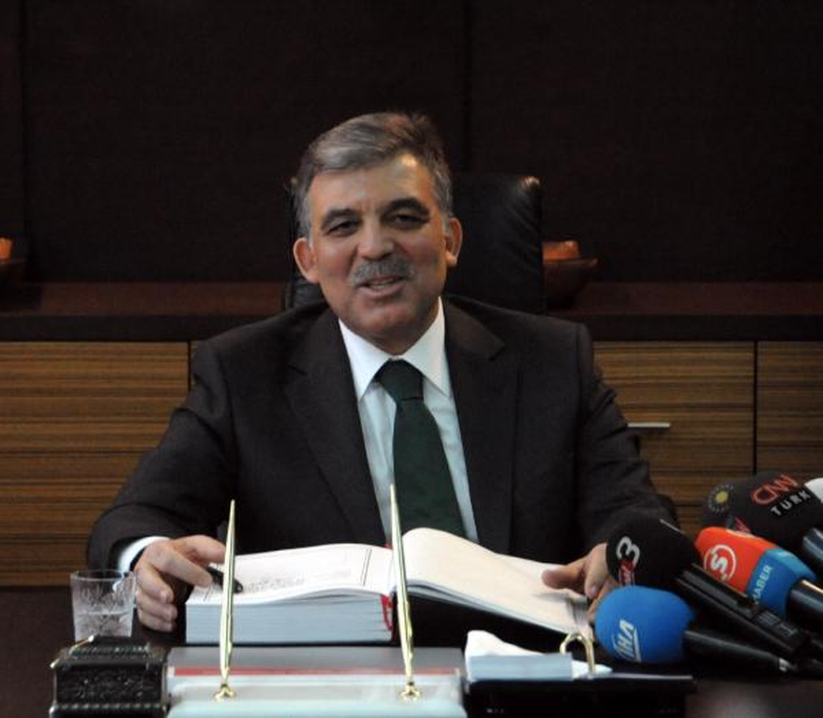 Gül: Terörü Türkiye\'nin Gündeminden Çıkarma Kararlığımız Ortada