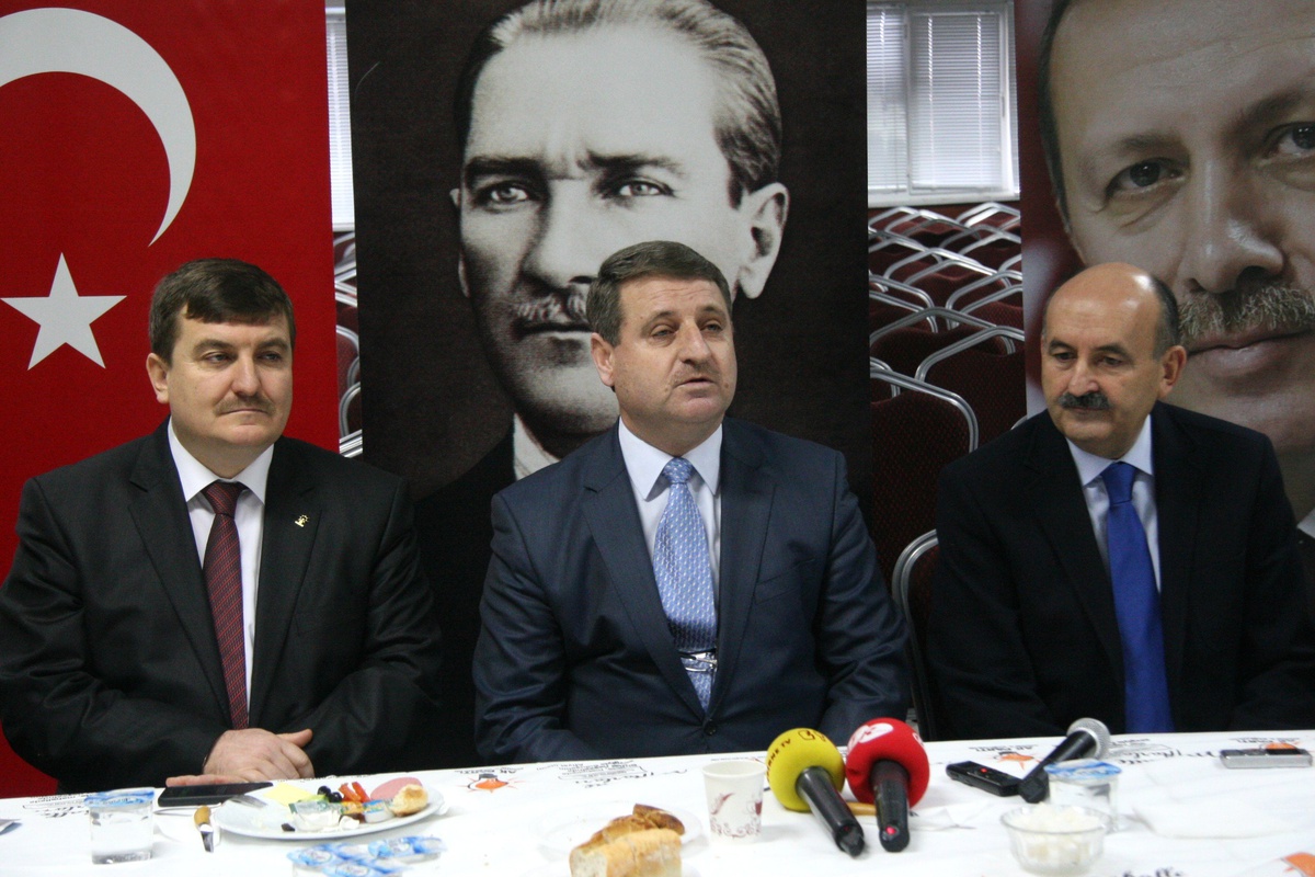 Hemşehrileri Böbrek Yetmezliği Çeken Unakıtan İçin Seferber Oldu