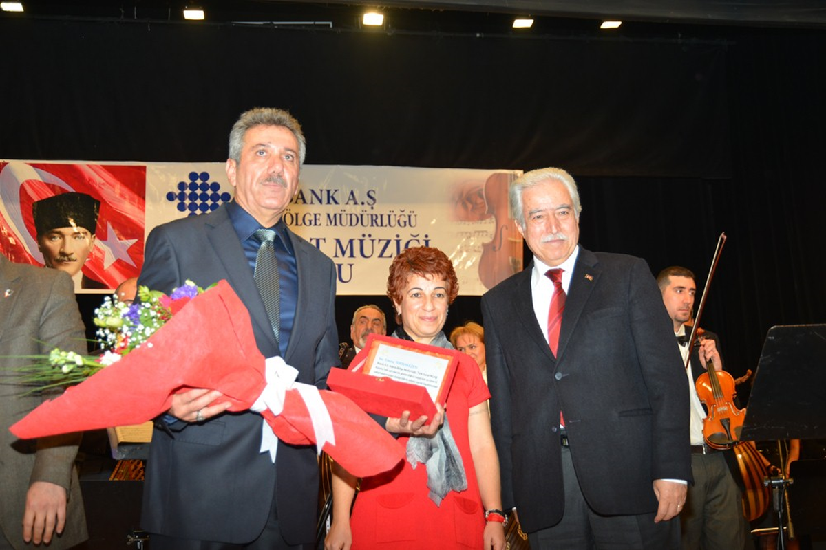 İlbank Korosundan Türk Sanat Müziği Konseri