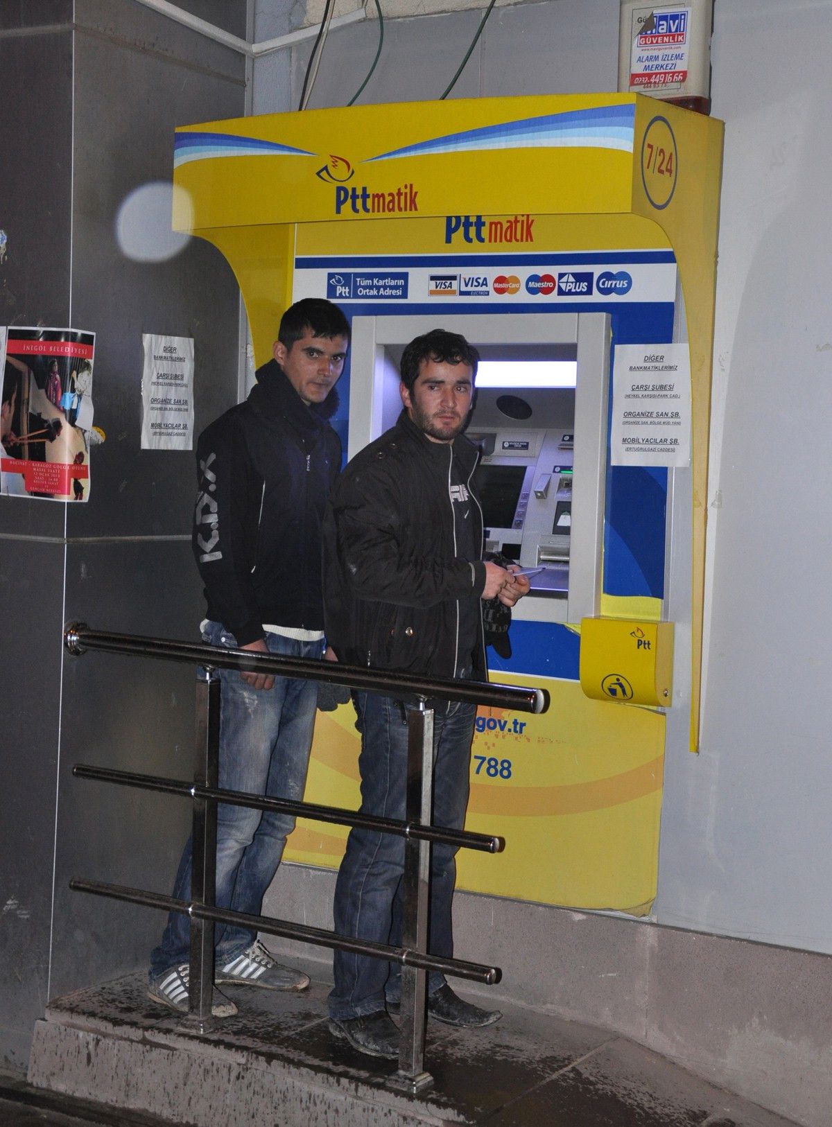 İnşaat İşçilerinden Örnek Davranış