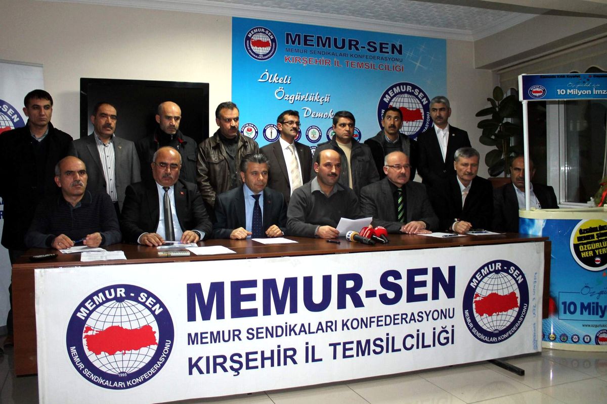 Kırşehir Memur-Sen "Özgürlük İçin 10 Milyon İmza" İçin Toplandı