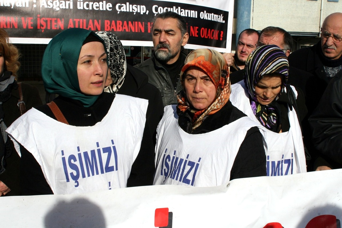 Ktü Farabi Hastanesi\'nde İşten Çıkarılan İşçiler İçin Eylemler Sürüyor