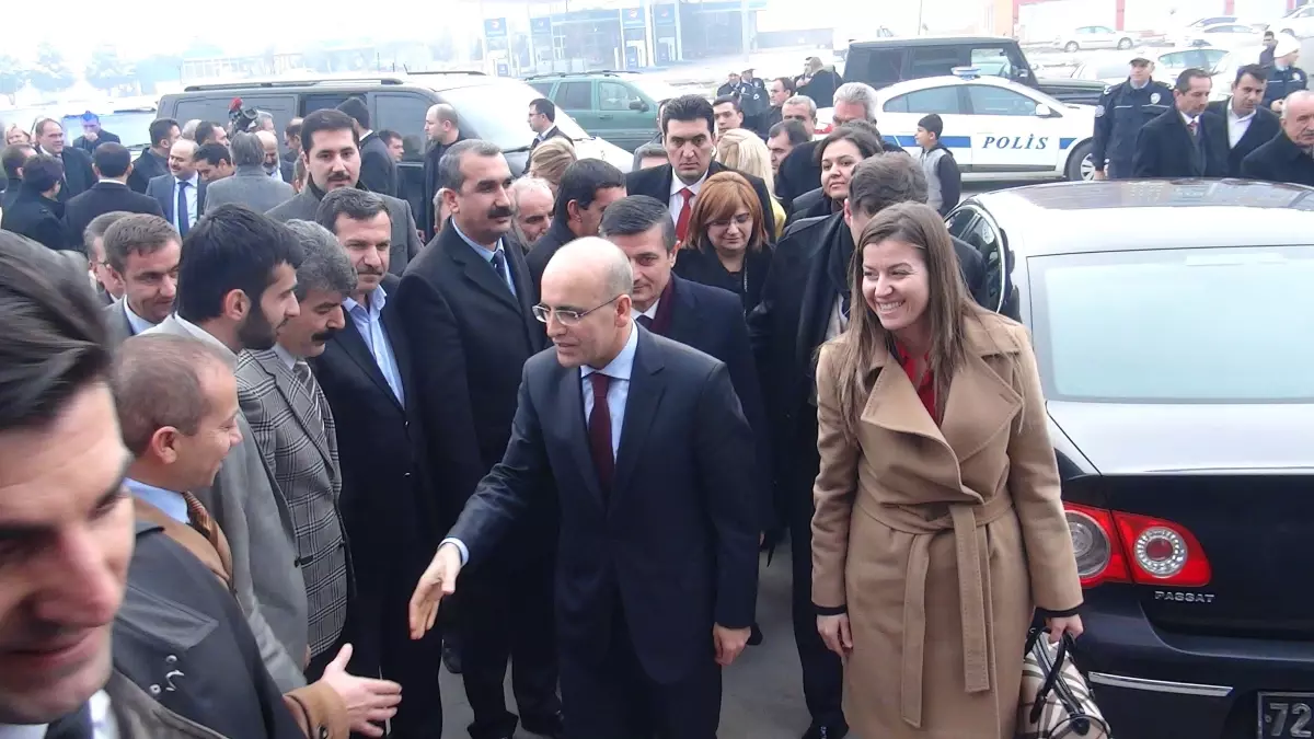 Maliye Bakanı Mehmet Şimşek Batman\'da
