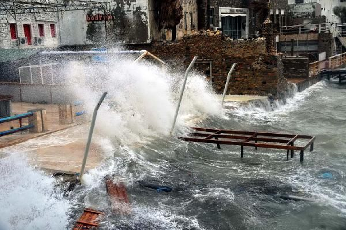 Marmara ve Kuzey Ege\'de Fırtına