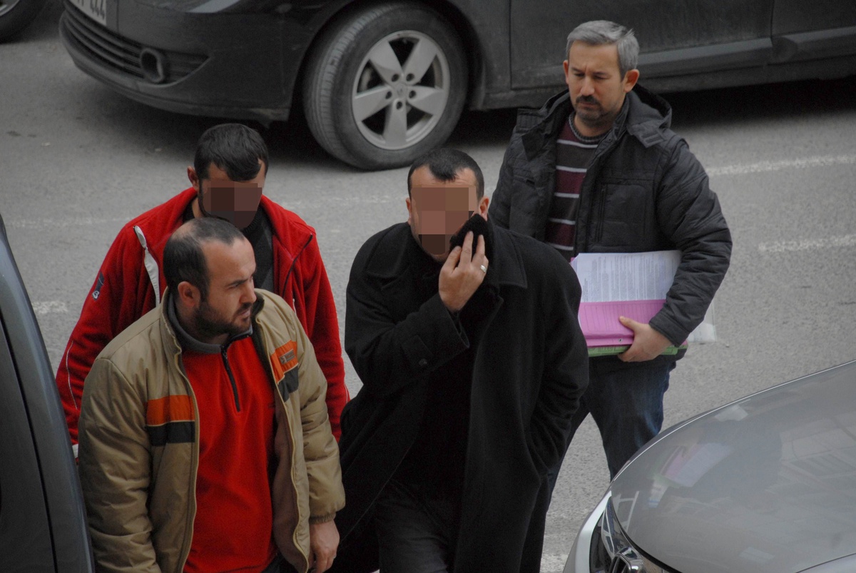 Otomobil Hırsızlığı İddiasına 3 Gözaltı