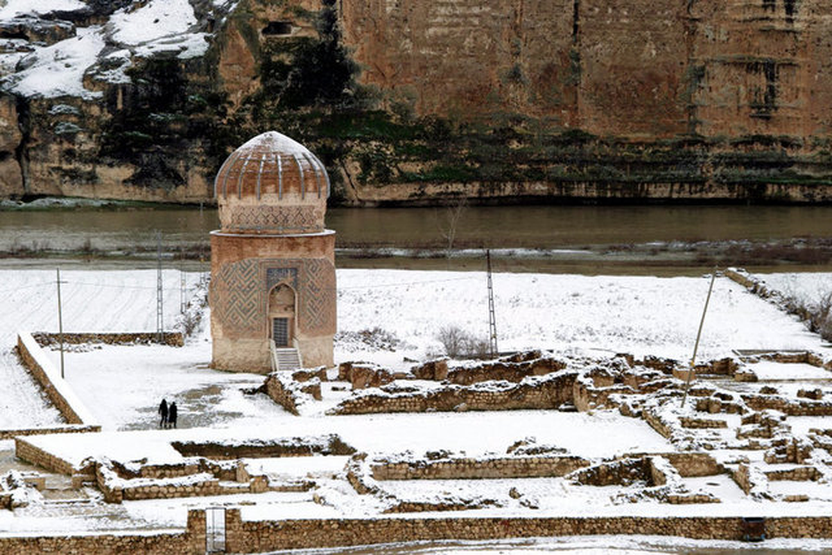 Tarihi Hasankeyf İlçesi Beyaza Büründü