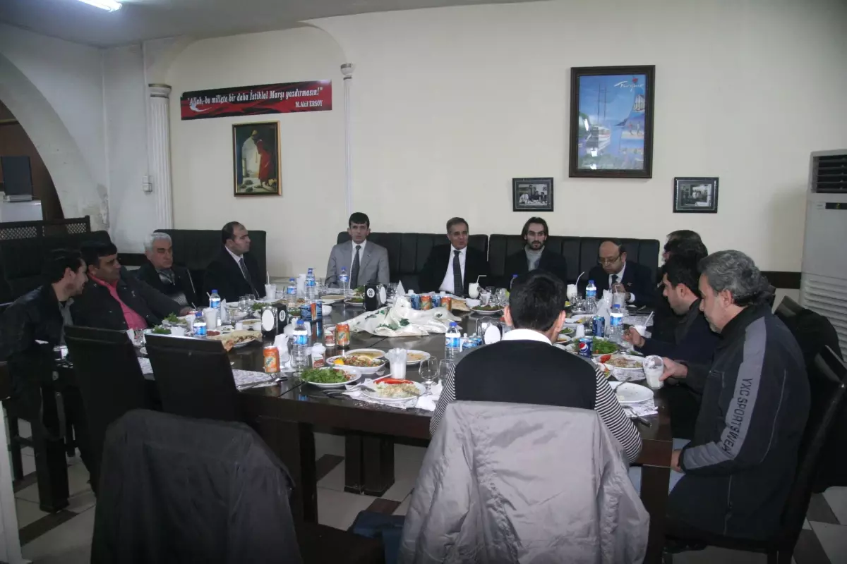 Vali Tapsız, Gazeteciler ile Bir Araya Geldi