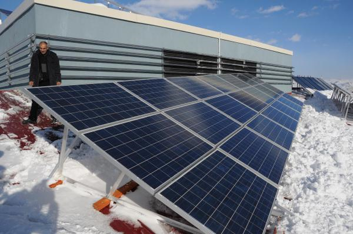 Yyü Elektriğini Güneşten Üretmeye Başladı