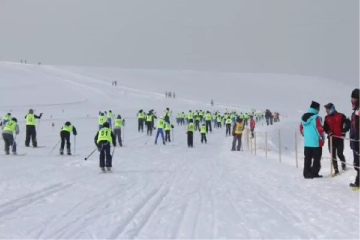 1.Etap Kayaklı Koşu Türkiye Şampiyonası Ağrı\'da Başladı