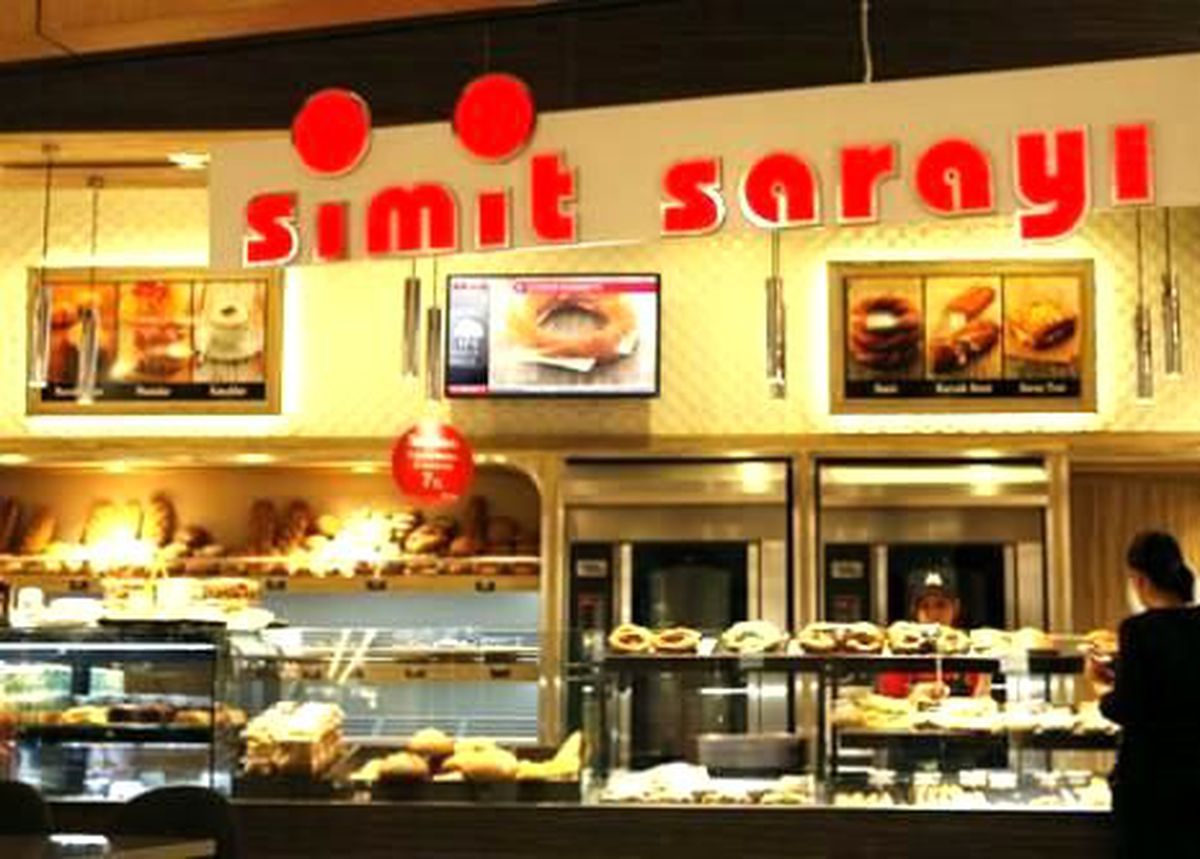 Abraaj, Simit Sarayı\'na Talip