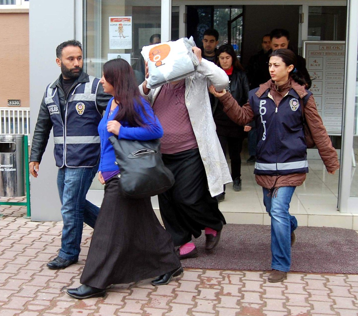 Adıyaman\'da 4 Hırsızlık Şüphelisi Gözaltına Alındı