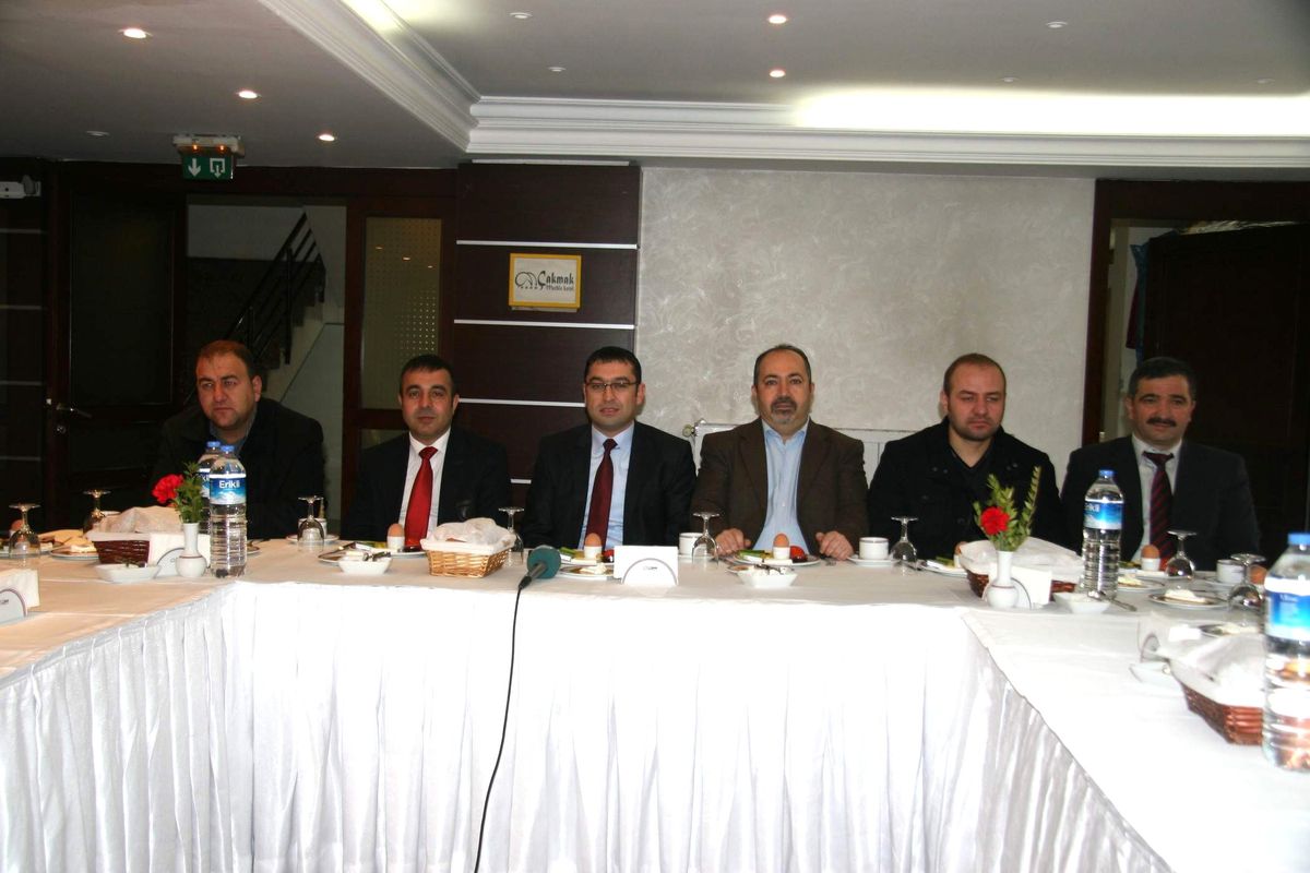 AK Parti Merkez İlçe Başkanı Eser Çalışan Gazeteciler Günü\'nü Kutladı