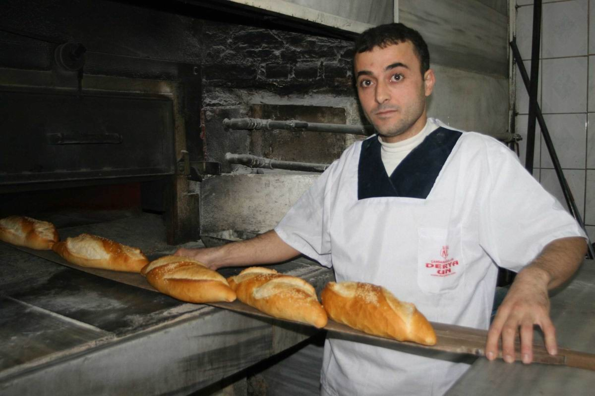 Altınova\'da Ekmek Operasyonu