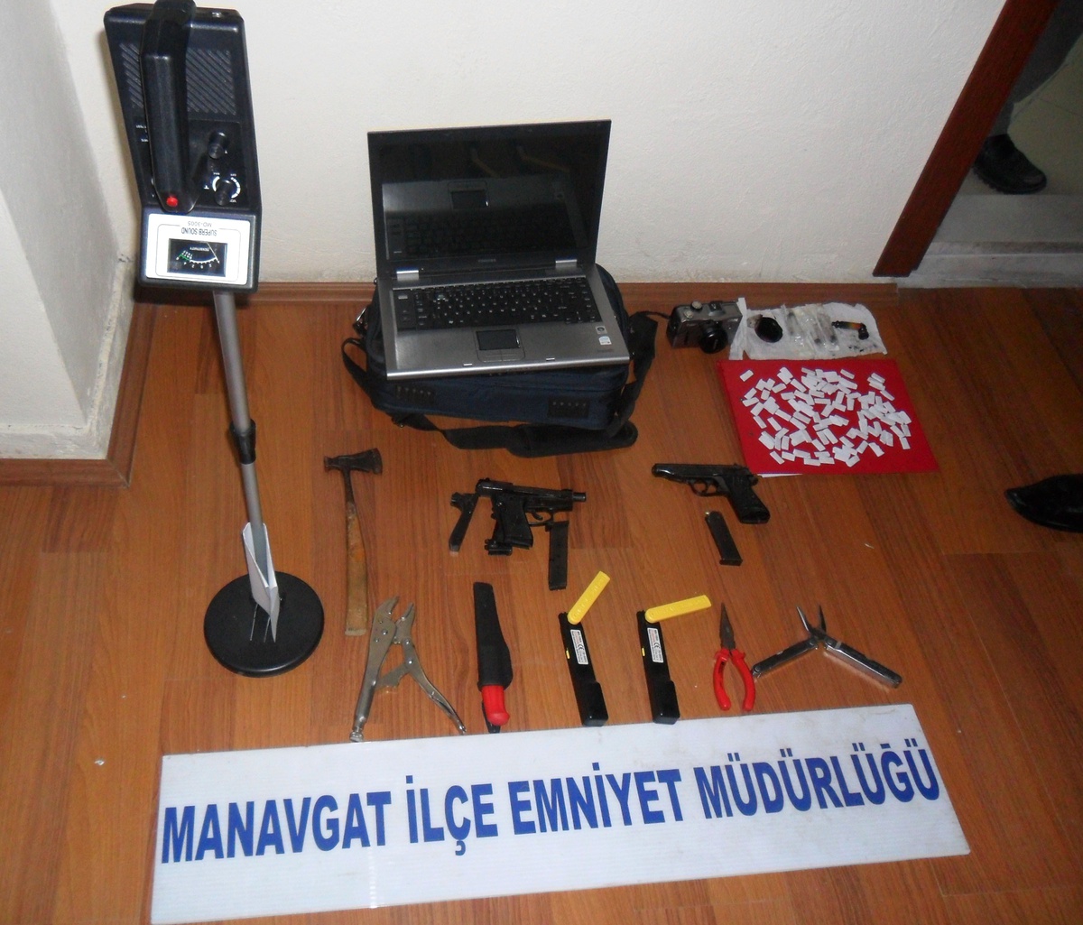 Antalya Cezaevi Firarisi Manavgat\'ta Yakalandı