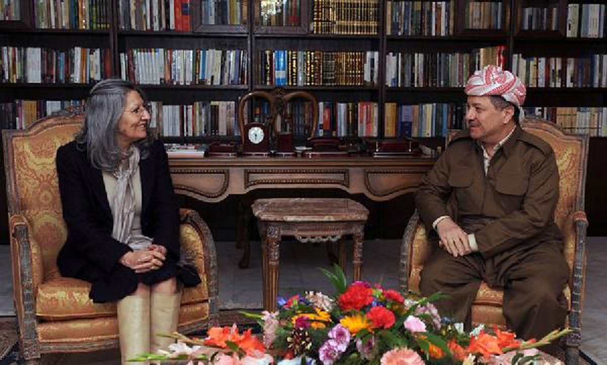 Barzani\'den Talabani\'nin Eşine "Geçmiş Olsun" Ziyareti