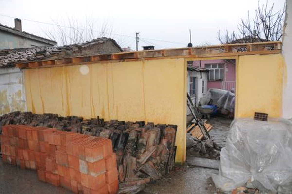 İfakat Teyze Yalnız Değil