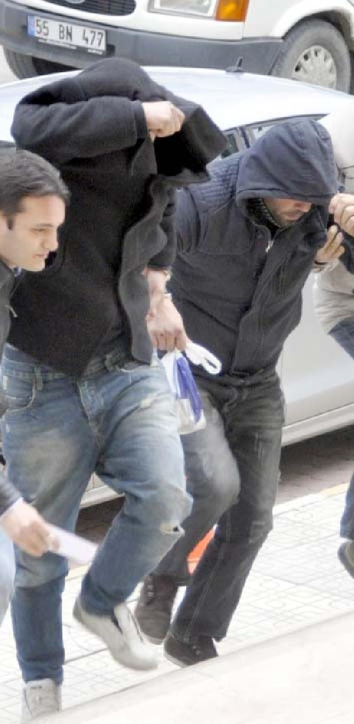 İki Kardeş, Uyuşturucu Ticaretinden Tutuklandı