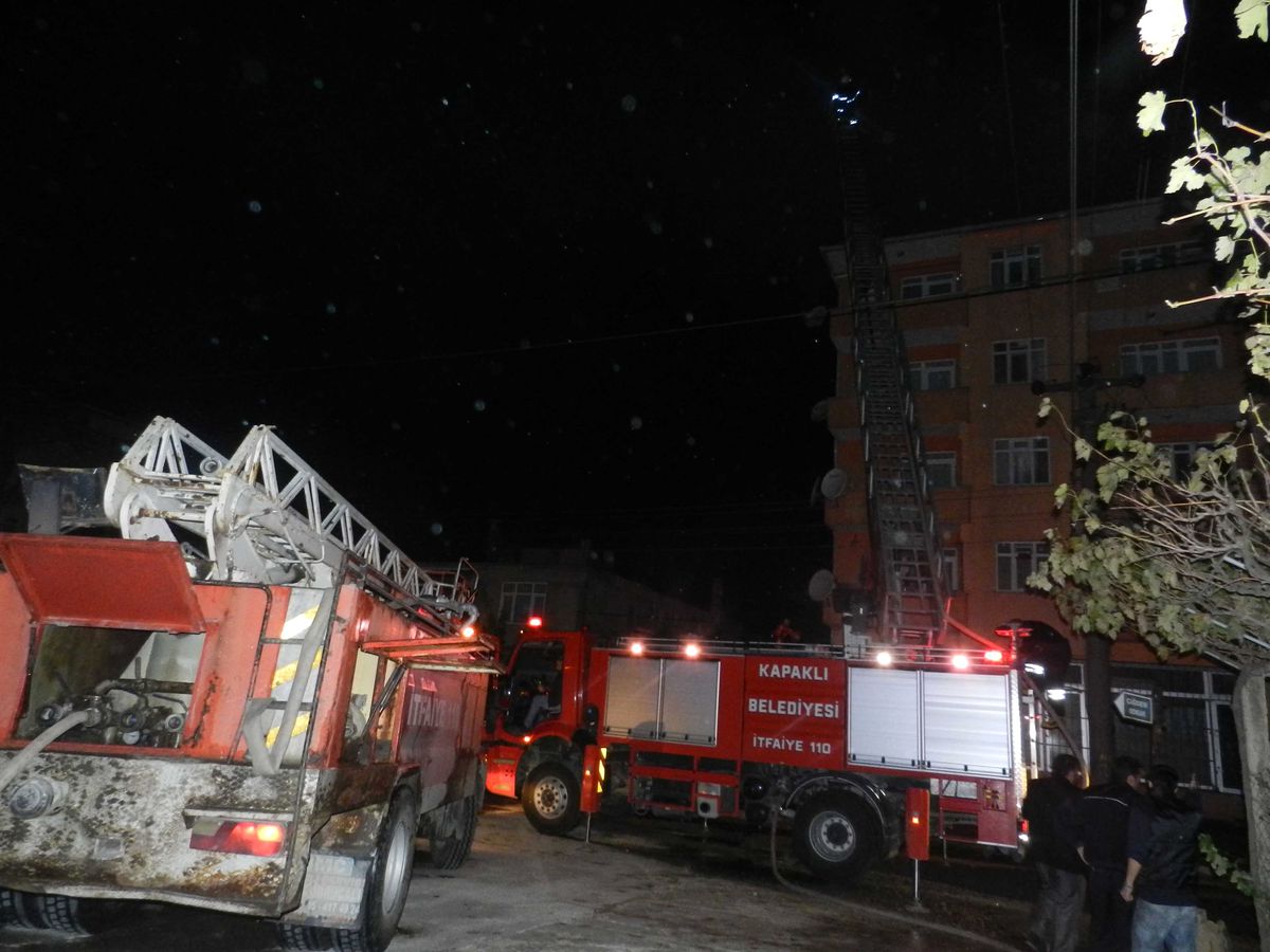 Kapaklı İtfaiyesi 230 Yangına Müdahale Etti